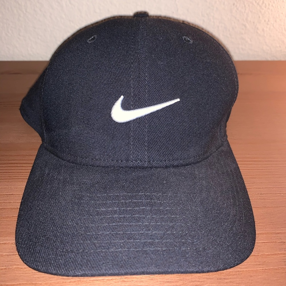 Nike Classic99 Black Dri-Fit Cap